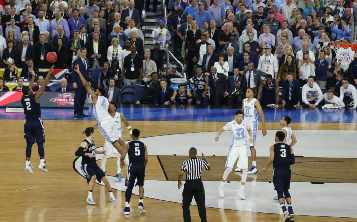 Jenkins' three stuns Tar Heels (2016)