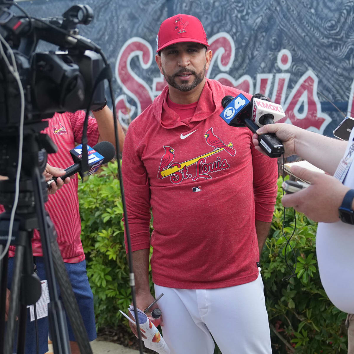 Cardinals' Marmol says umpire C.B. Bucknor 'has zero class