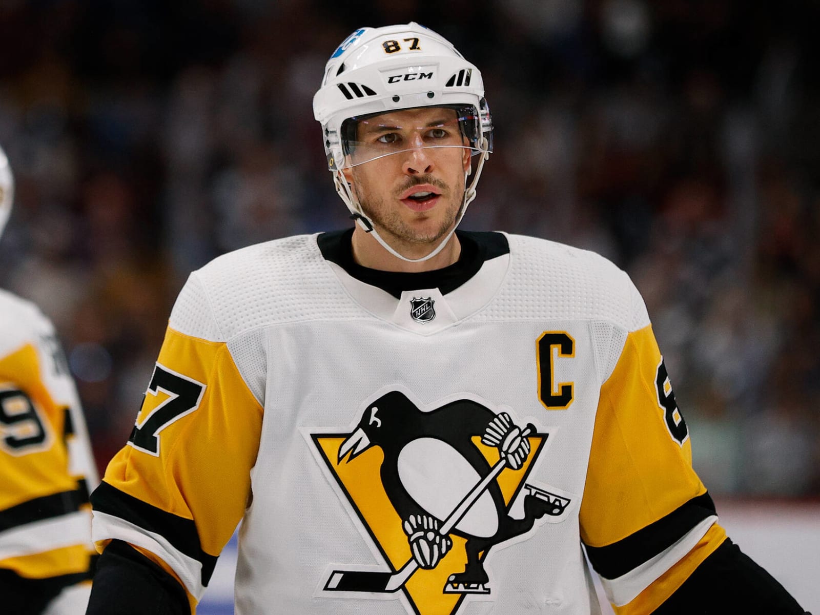 Crosby's status clouds Rangers-Penguins as Game 6 looms