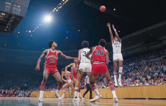 UCLA (1974-75)