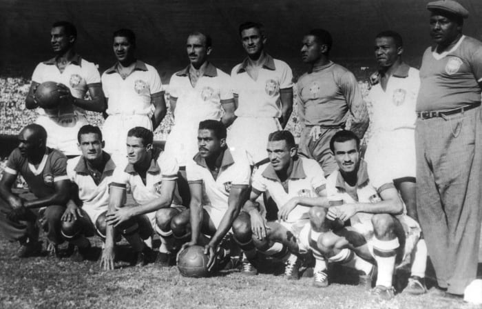 1951: Zizinho