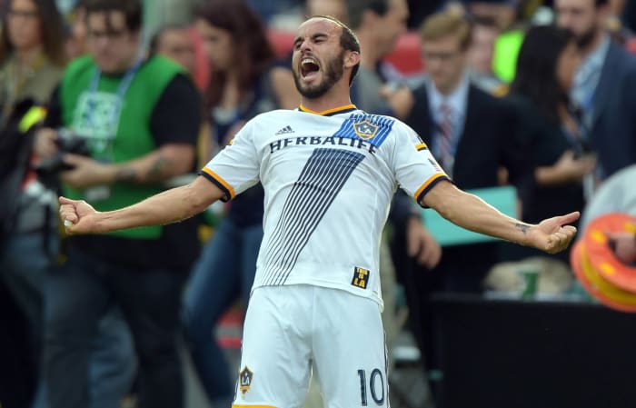 Landon Donovan, Forward