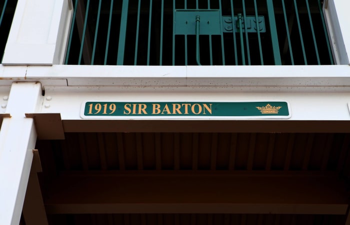 1919: Sir Barton