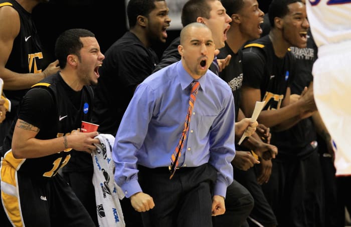 2011 Elite Eight: (11) VCU 71 - (1) Kansas 61