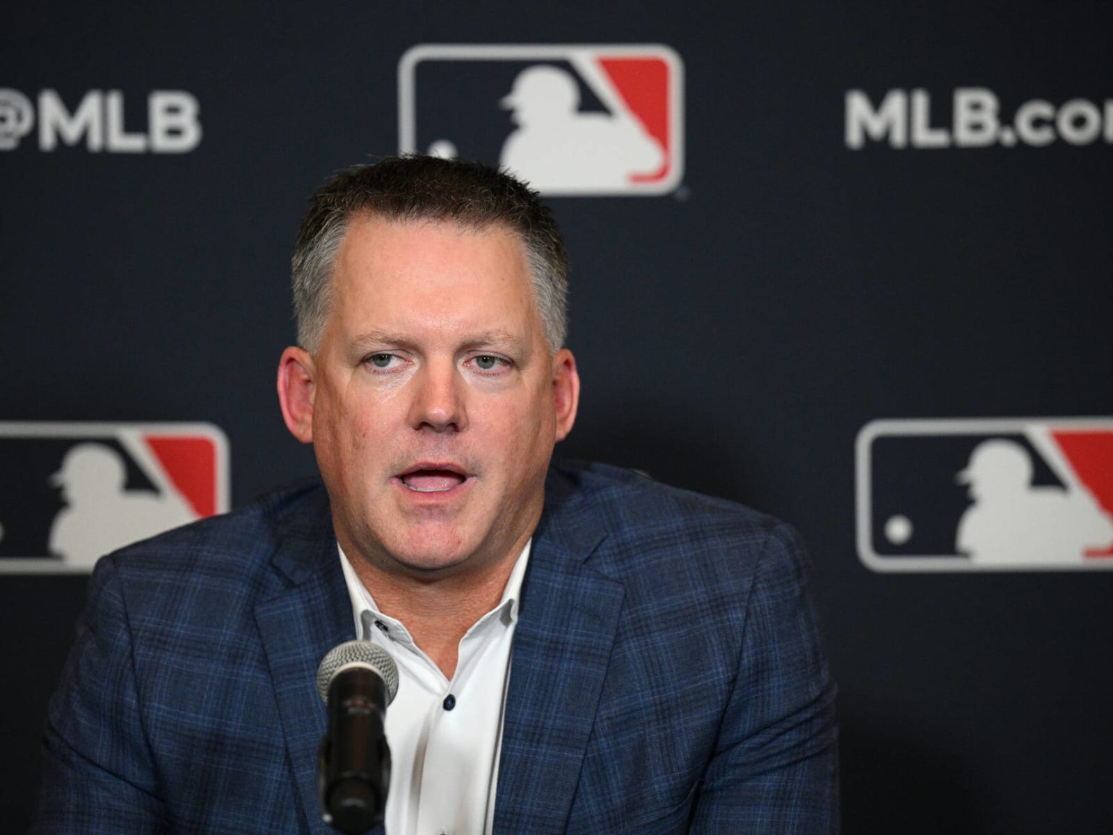 Former Astros Manager AJ Hinch Addresses Scandal on MLB Network Interview