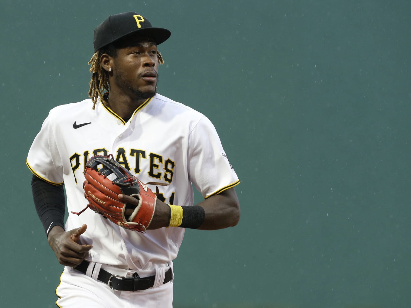 Pirates option top SS prospect Oneil Cruz to Triple-A