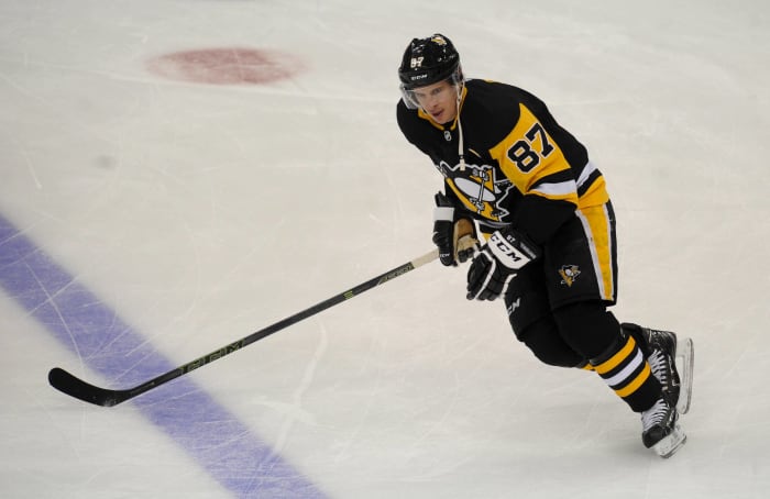 Pittsburgh Penguins: +2,400