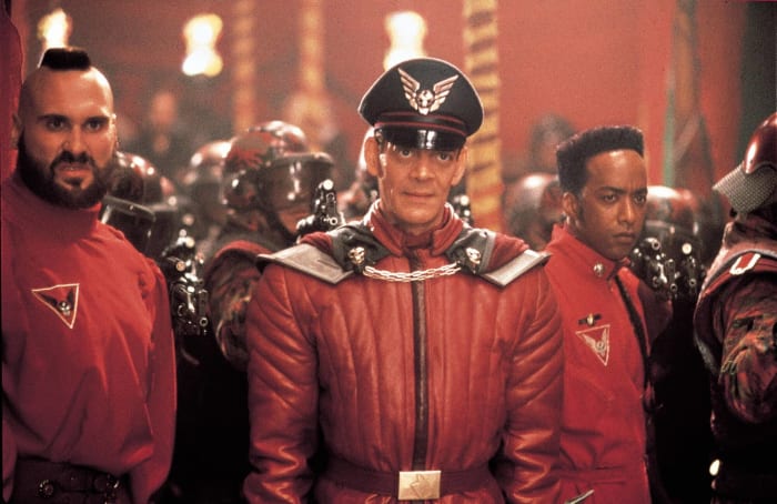 “Street Fighter” (1994)