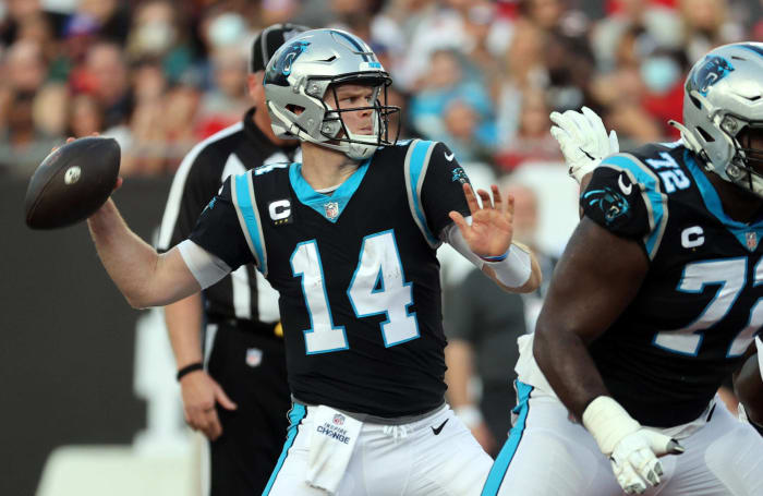 Carolina Panthers: Failed to acquire a starting quarterback