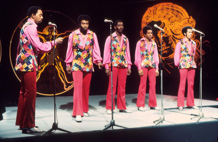 “Papa Was a Rollin' Stone" - The Temptations (1971)