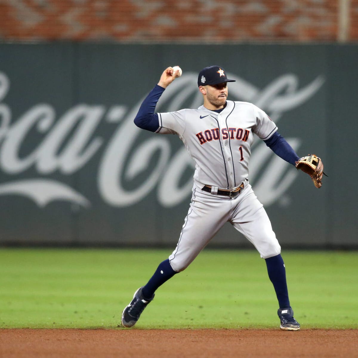 Yankees reach out to Carlos Correa, Corey Seager in shortstop search