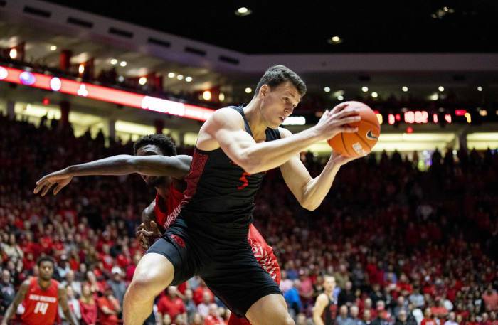 Yanni Wetzell, Senior, San Diego State