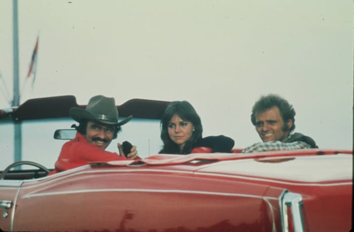 Smokey and the Bandit (1977)