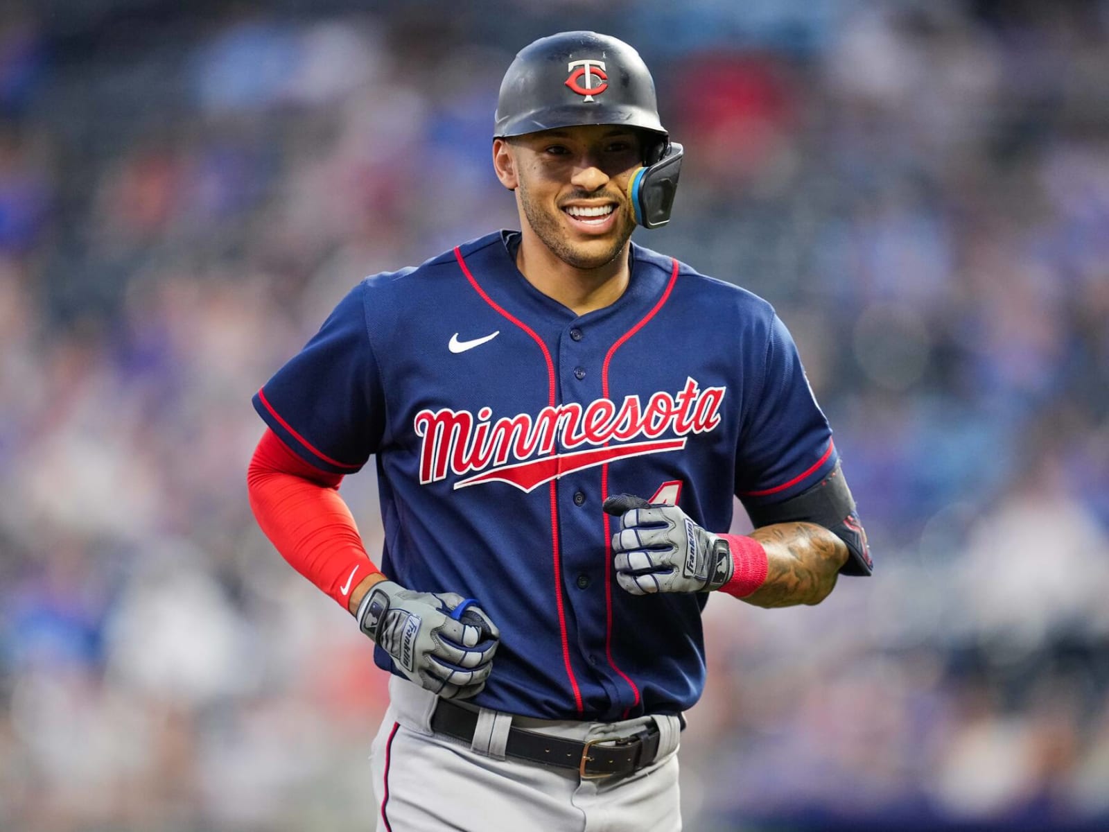 Carlos Correa 'deserves' $105.3M deal with Twins, says Boston Red