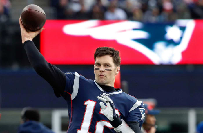 Tom Brady signs with the Chargers