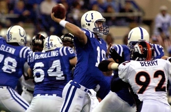 Manning drives worst-to-first Colts rescue