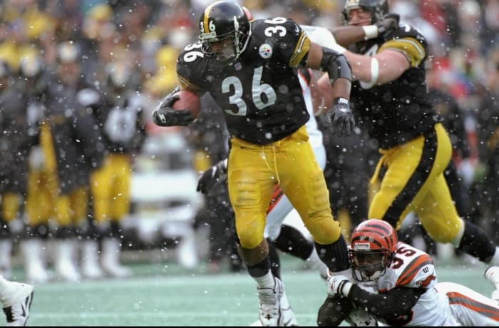 Steelers refuel run game with Jerome Bettis