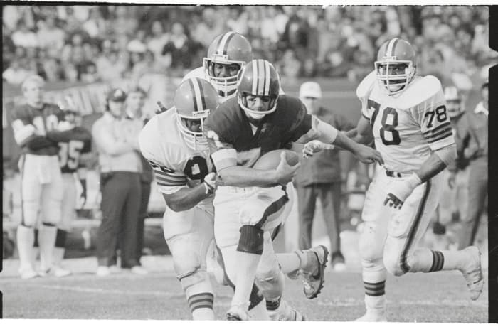 Cleveland Browns: Clay Matthews and Co. bolster mid-'80s success