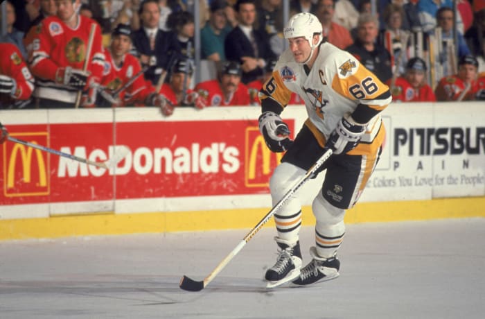 PITTSBURGH: Mario Lemieux