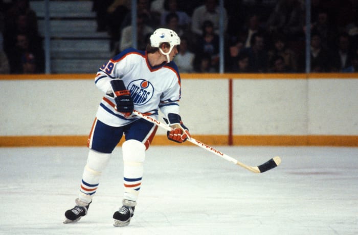 Wayne Gretzky, Mario Lemieux and Others: The Best Retired Numbers