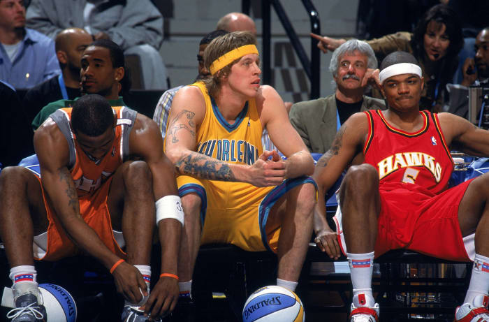 2005: The Birdman doesn't fly