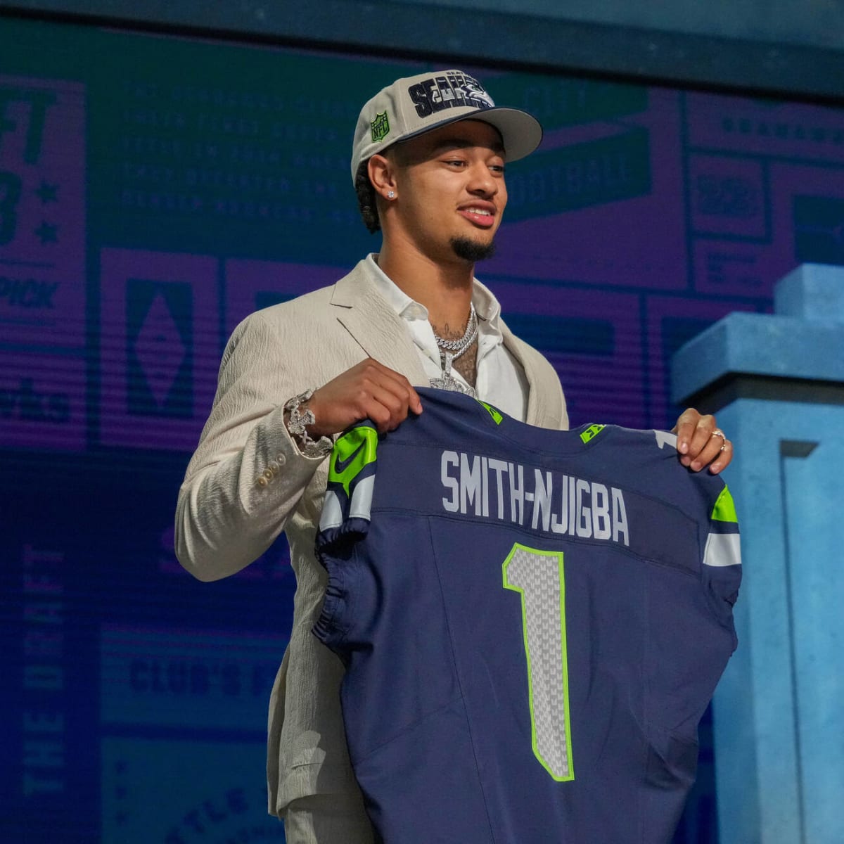 Seahawks 2023 first-round pick to undergo wrist surgery