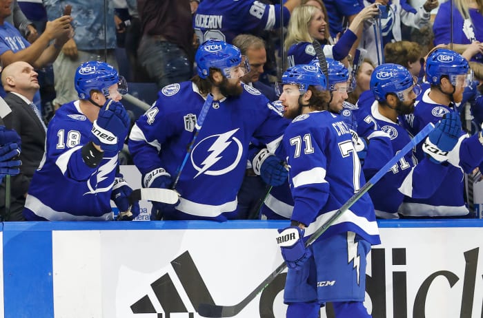 Tampa Bay Lightning: B