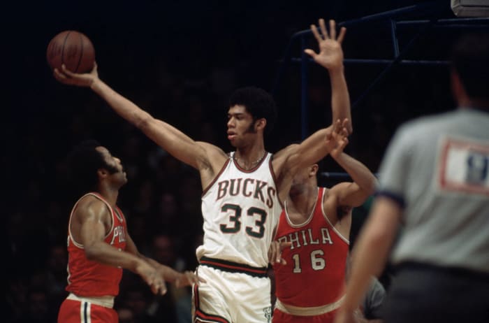33 – Kareem Abdul-Jabbar