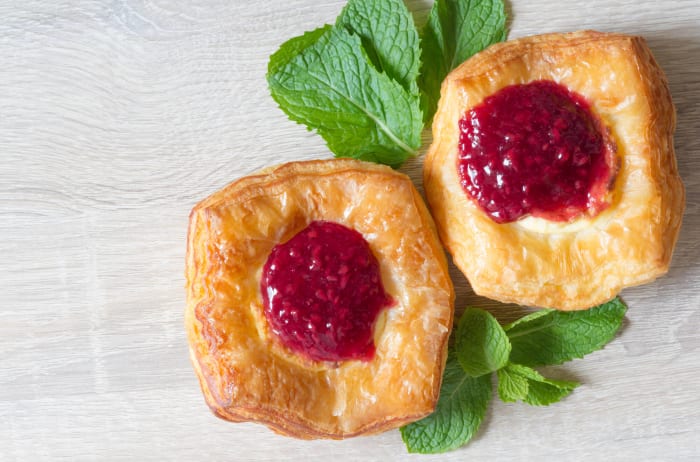 Puff pastry jam tarts