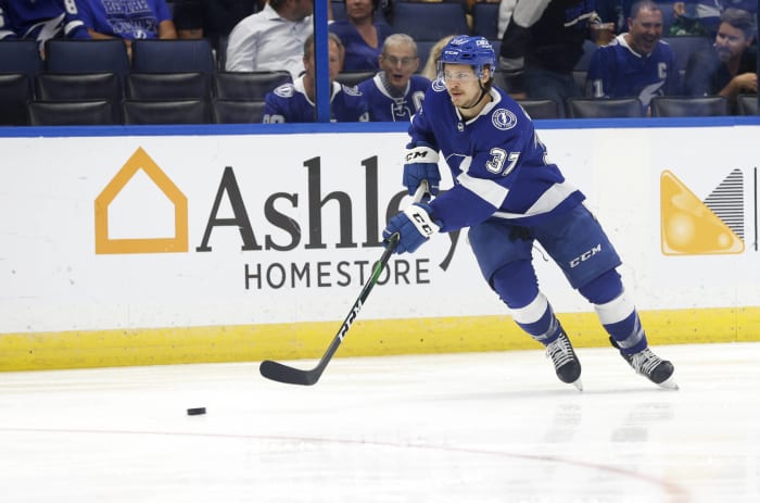 Forward: Yanni Gourde (Tampa Bay Lightning)