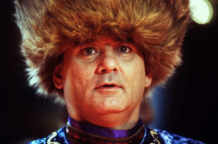 “The Man Who Knew Too Little” (1997)