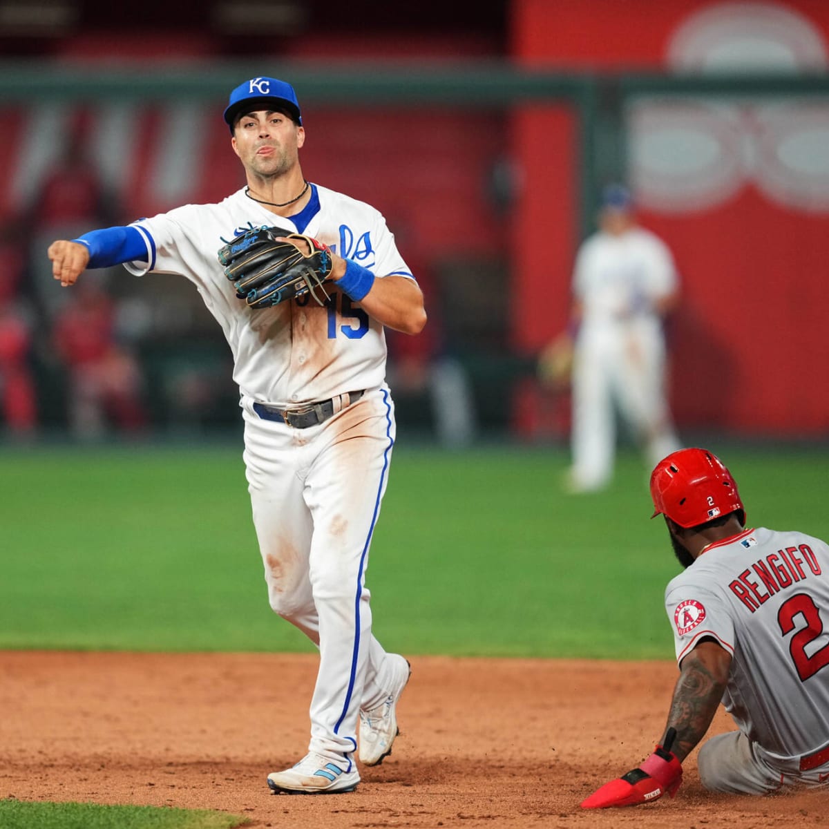 Blue Jays acquire two-time All-Star Merrifield from Royals for