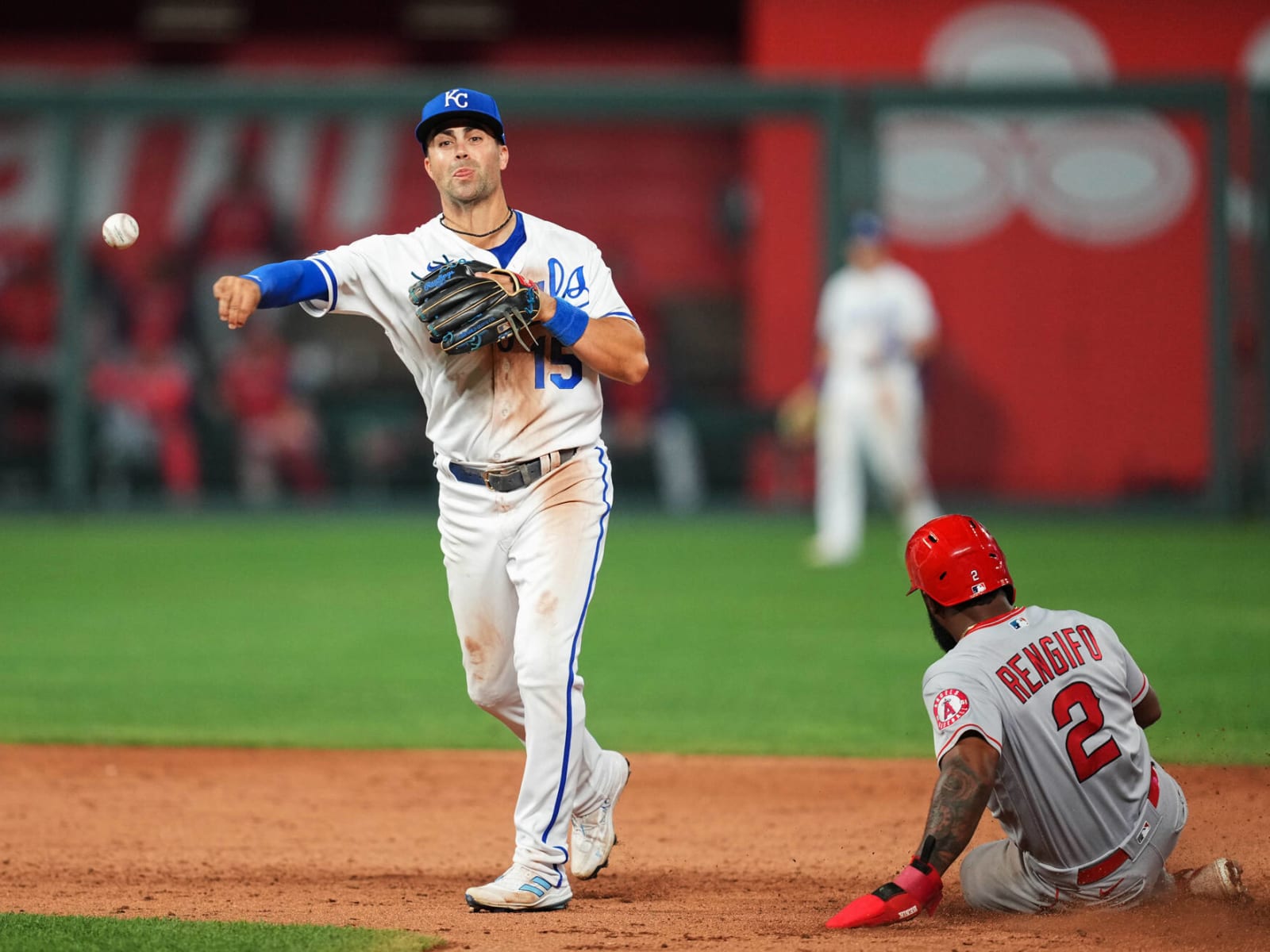 Kansas City Royals: Two potential trades involving Whit Merrifield