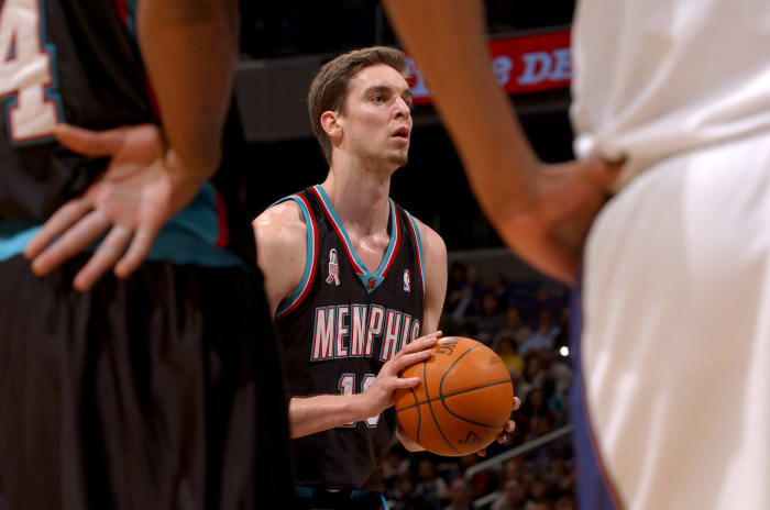 2001-02: Pau Gasol