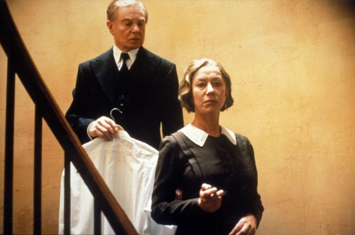 “Gosford Park” (2001)