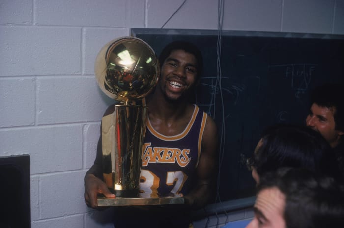 32 – Magic Johnson