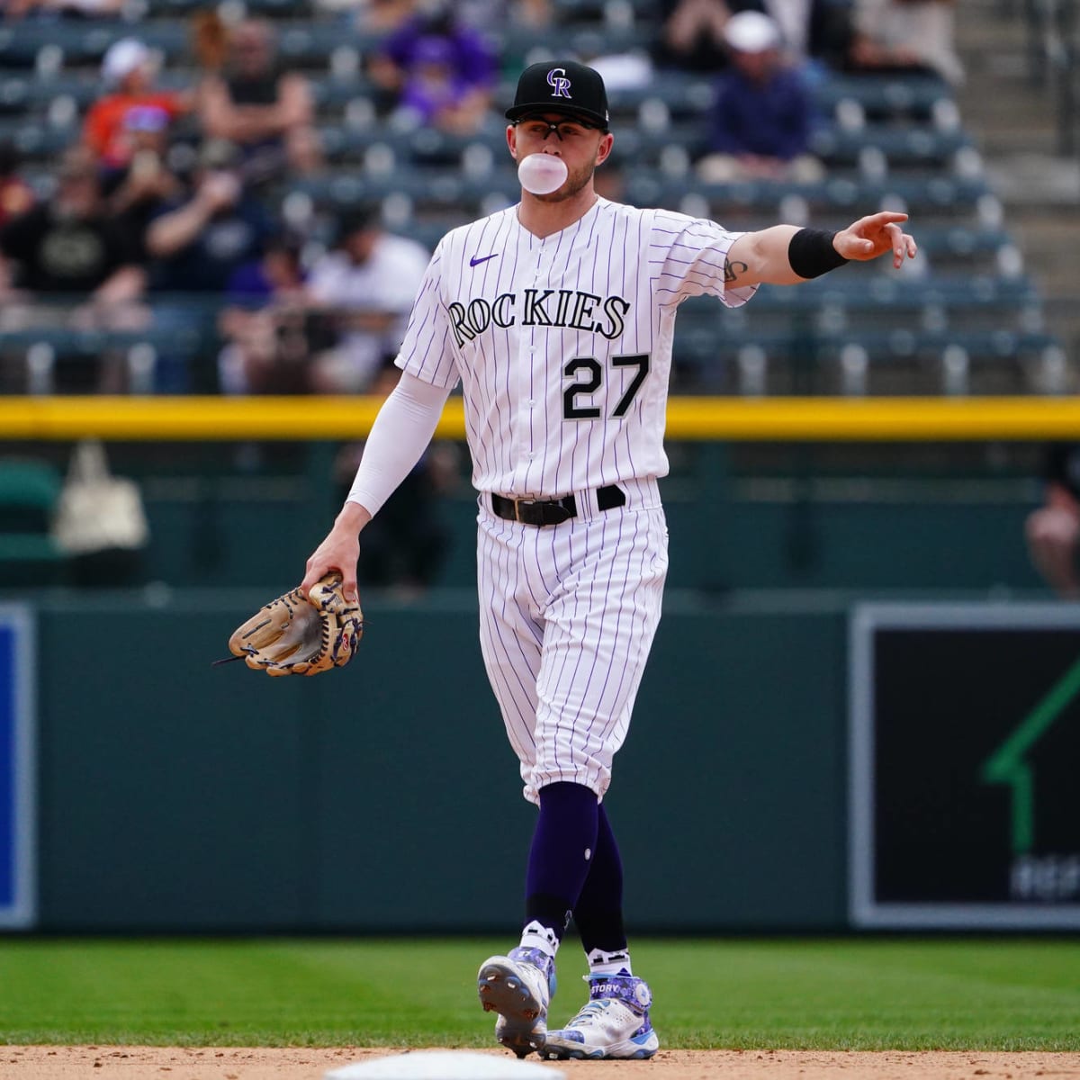 Rockies' Trevor Story remains sidelined by elbow tightness; no