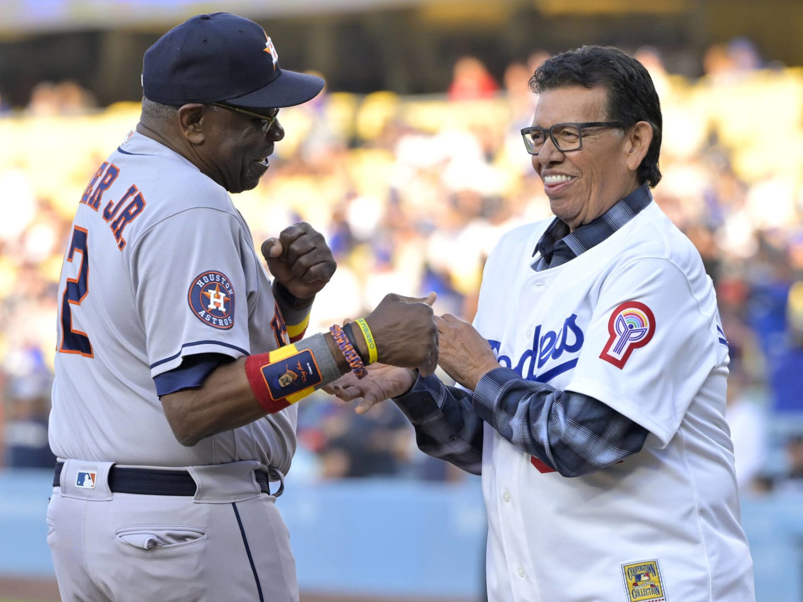 LA City Council proclaims 'Fernando Valenzuela Day' – Daily News