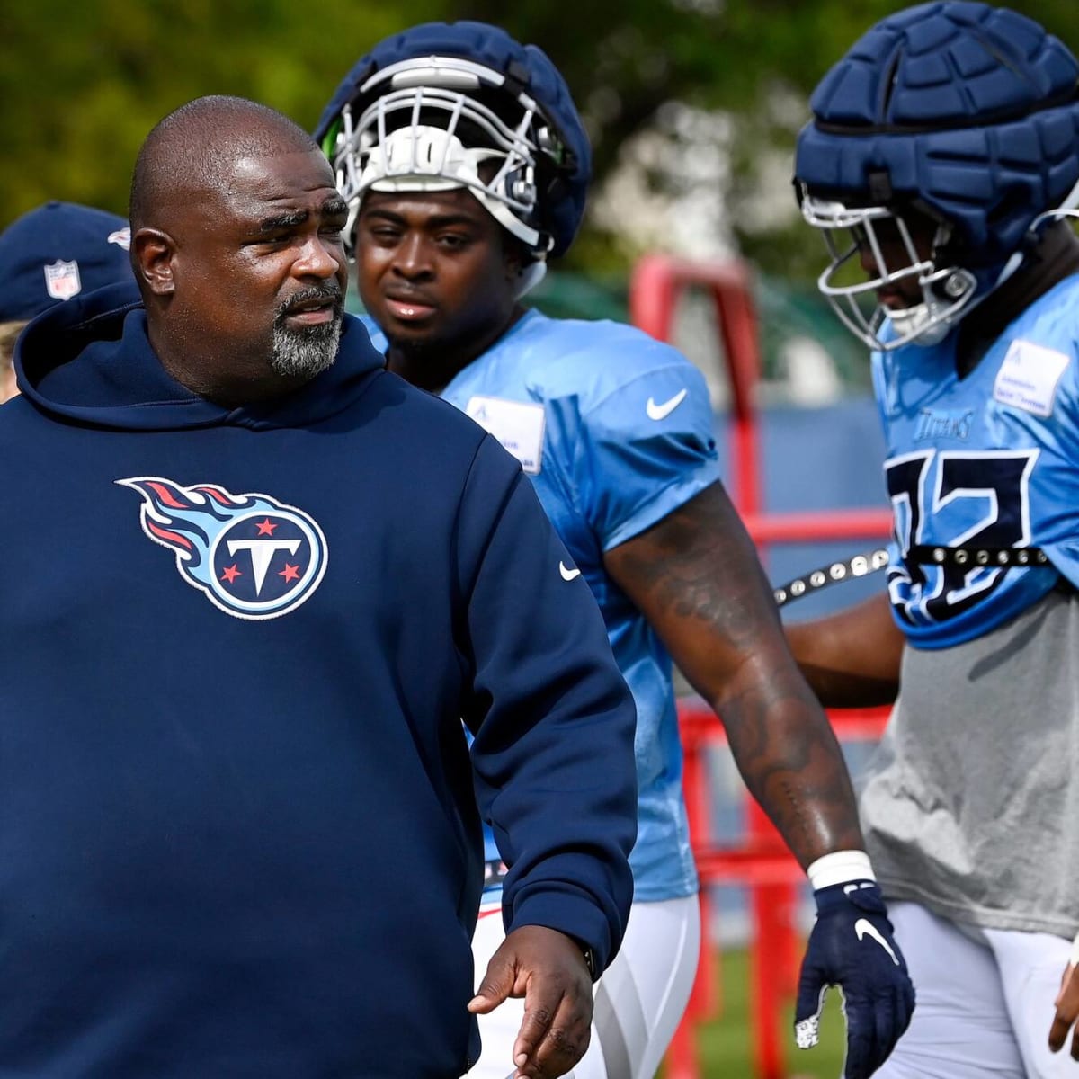 Titans' Mike Vrabel to have assistant Terrell Williams serve as