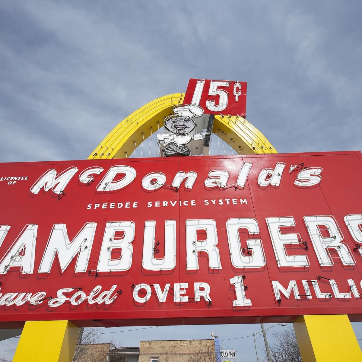 New 'Kansas City Chiefs Burger' offered at fast food spot  in Germany