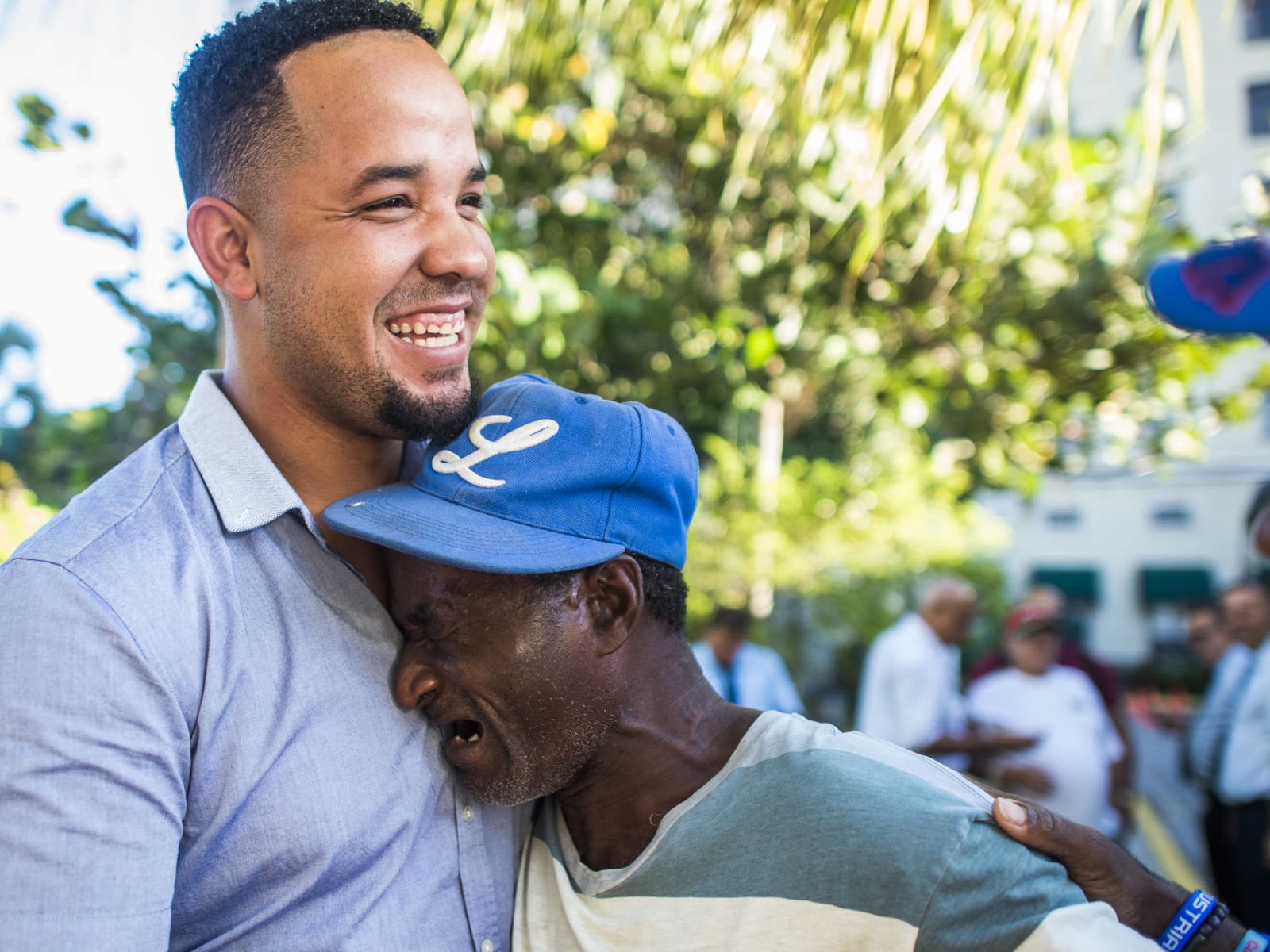 Jose Abreu has tools to trump recent Cuban MLB stars