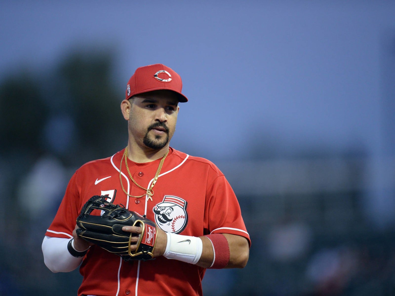 Reds: It's painfully obvious that Eugenio Suarez is not a shortstop