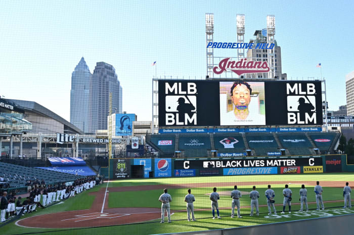 MLB's Detroit Tigers expand Meijer sponsorship with jersey patch