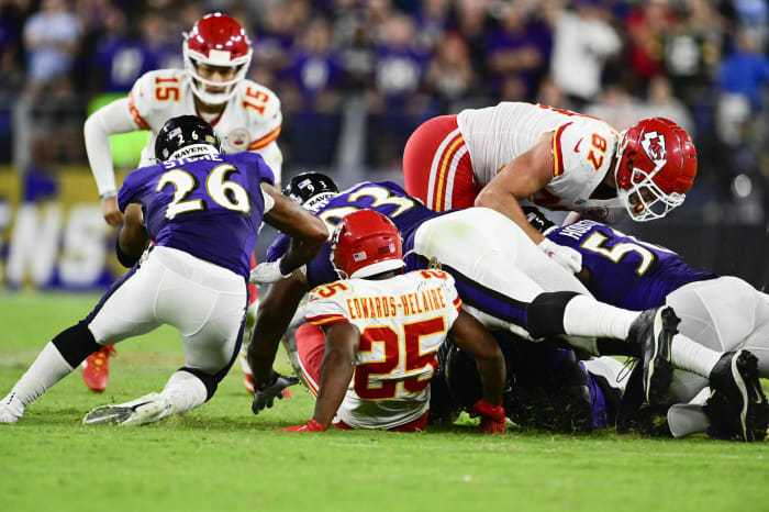 Chiefs putting too much on Patrick Mahomes' shoulders