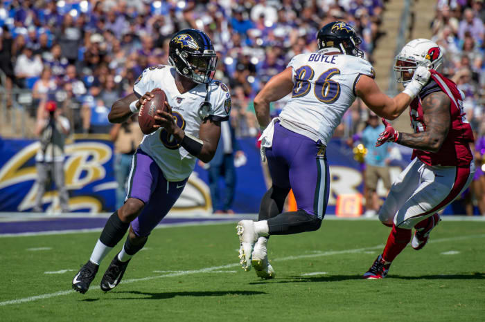 Who will have more passing and rushing yards?