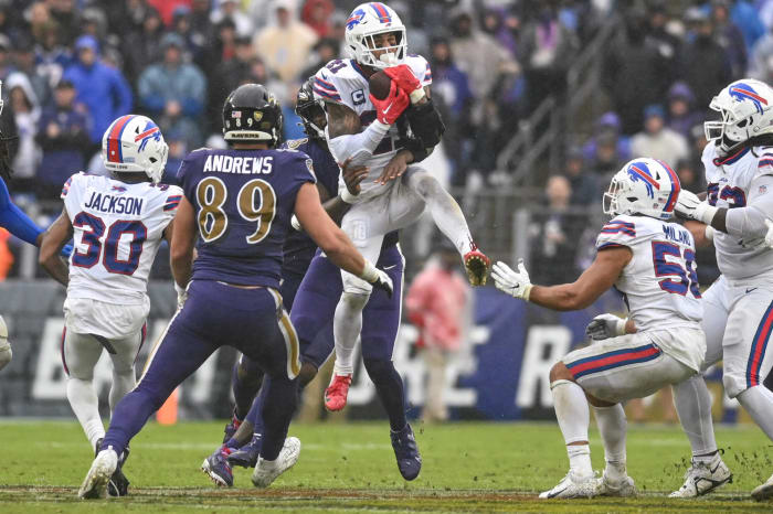 Jordan Poyer comes through to punctuate Bills rally