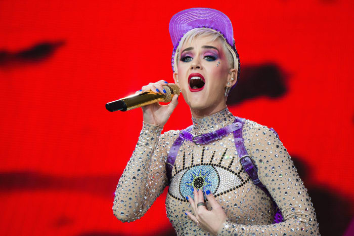 Katy rides the bench (but she’s not alone)