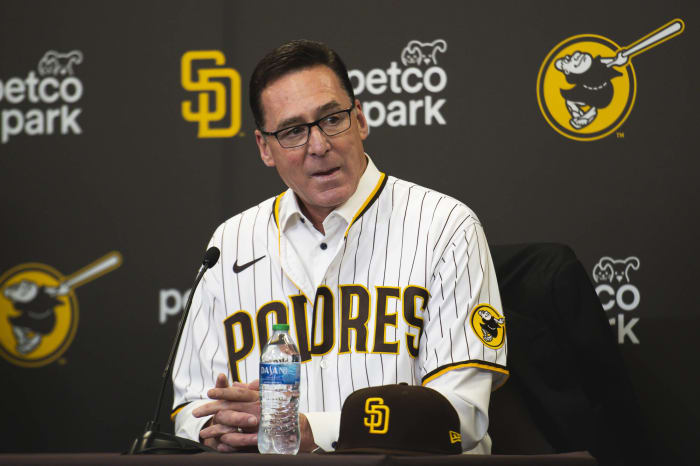 Bob Melvin switched California teams