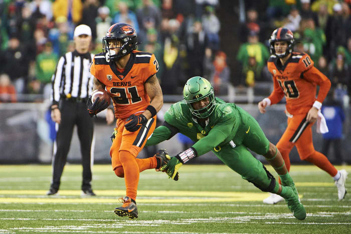 No. 9 Oregon (9-2, 7-1 in Pac-12) at No. 21 Oregon State (8-3, 5-3 in Pac-12), 3:30 p.m., Saturday, ABC