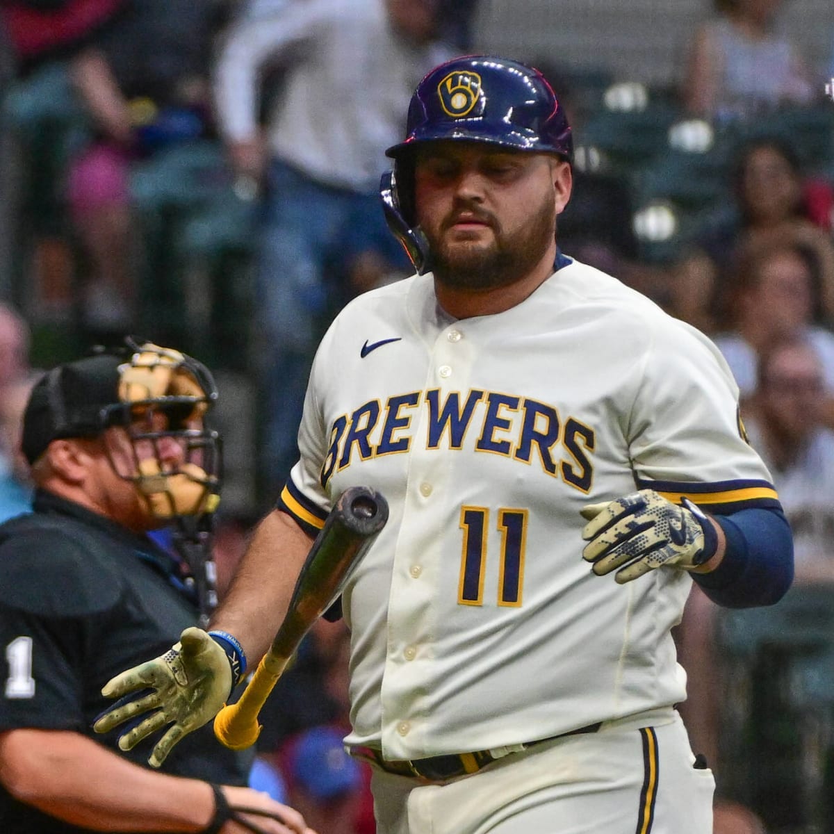 Poll: Eric Thames' 2020 contract option - Brew Crew Ball